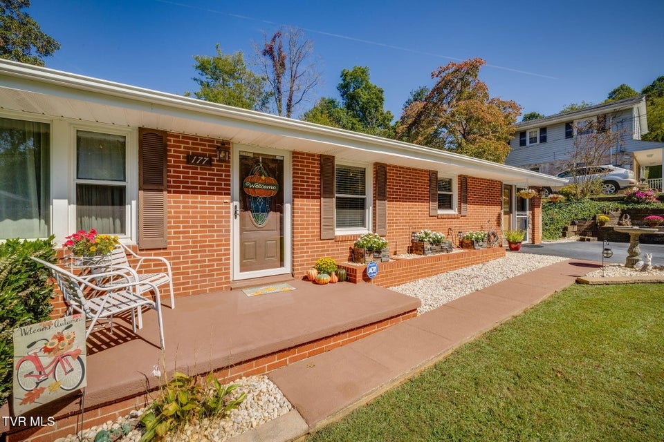 Photo #7: 177 Shenandoah Drive