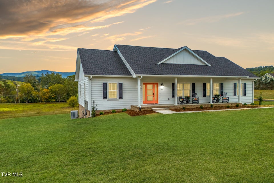 Photo #2: 182 St Johns Way