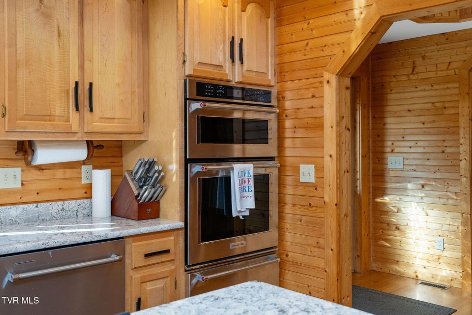 Photo #15: 285 Cable Hollow Road