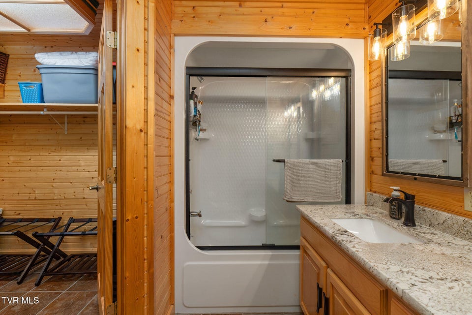 Photo #39: 285 Cable Hollow Road