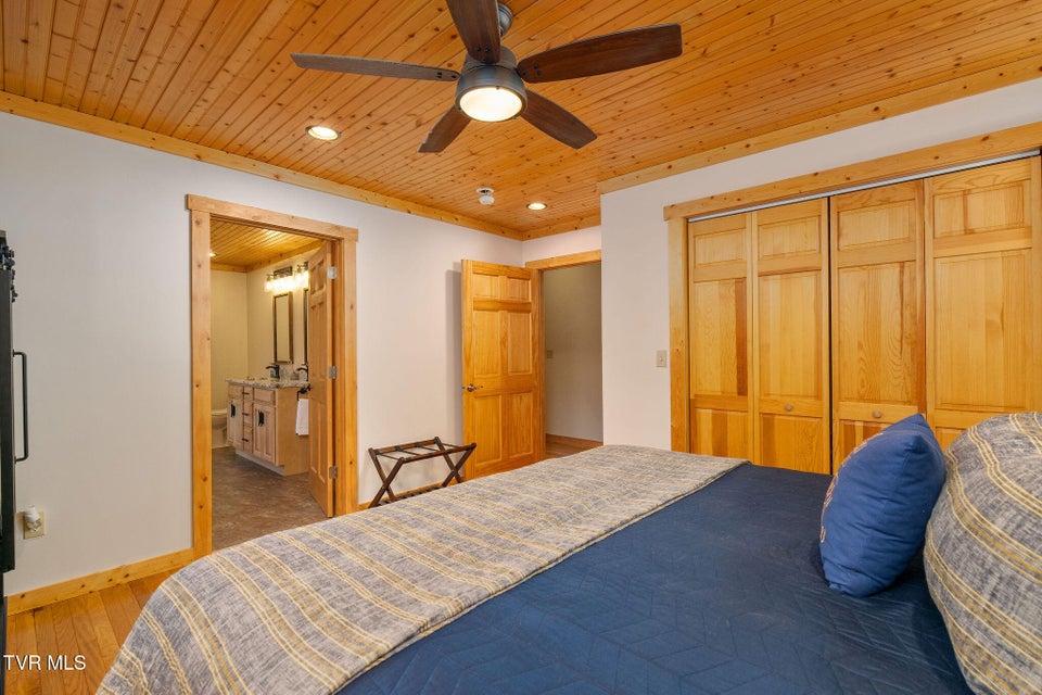 Photo #49: 285 Cable Hollow Road