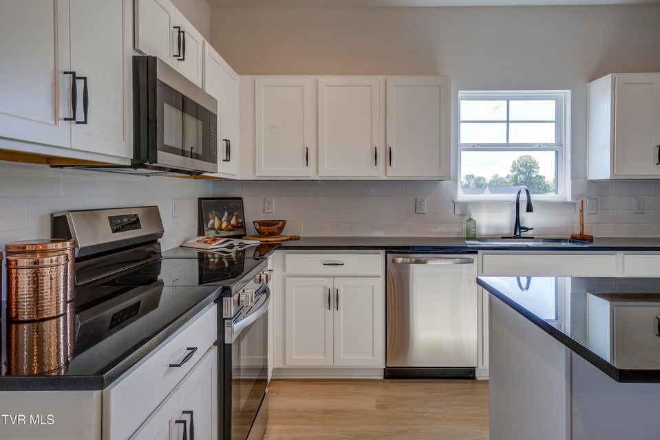 Photo #15: 4165 Gambrel Oaks Street