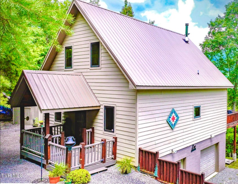 Photo #2: 408 Eagle Ridge Road