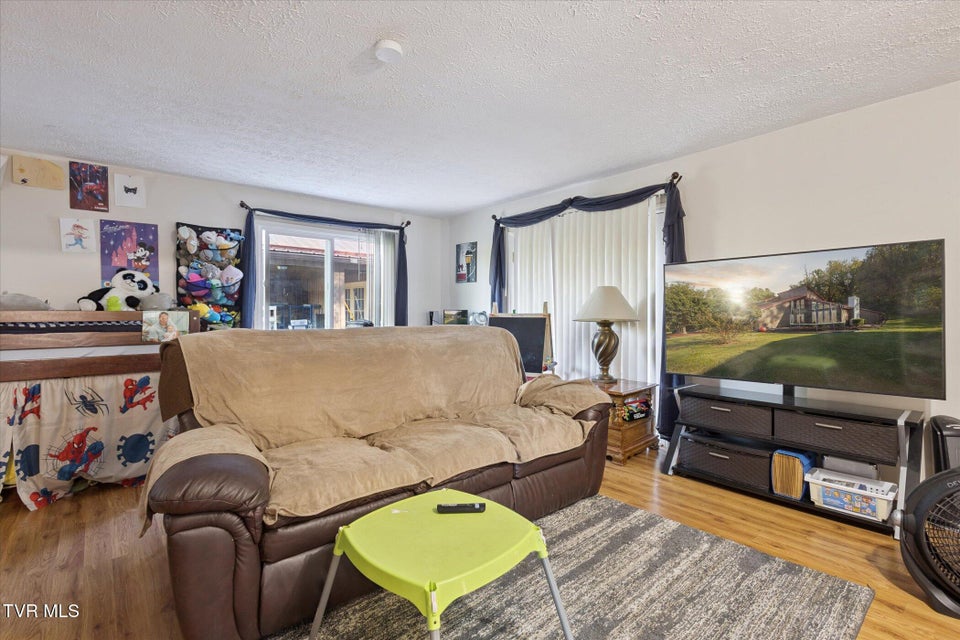 Photo #28: 200 River Edge Drive
