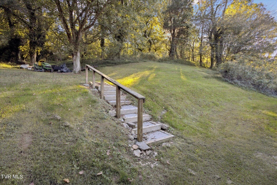 Photo #40: 200 River Edge Drive