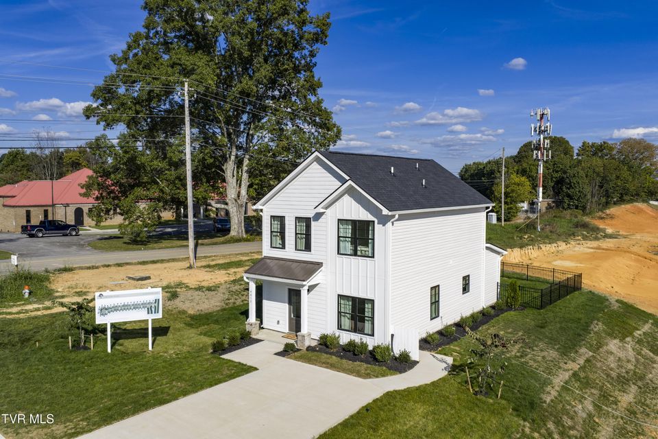 Photo #40: 4340 Gambrel Oaks Street