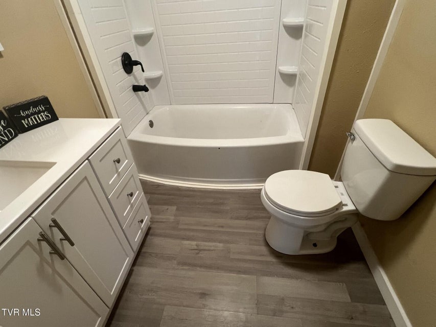 Photo #28: 6724 Birchfield Road