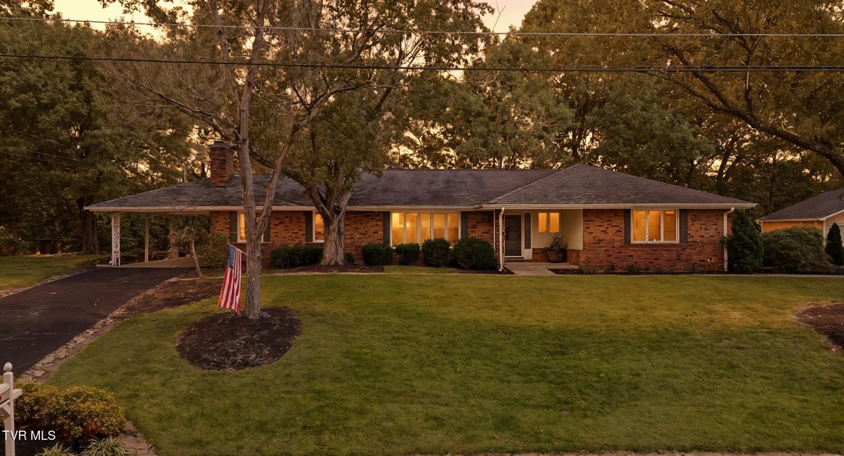 Photo #2: 2612 Brighton Court