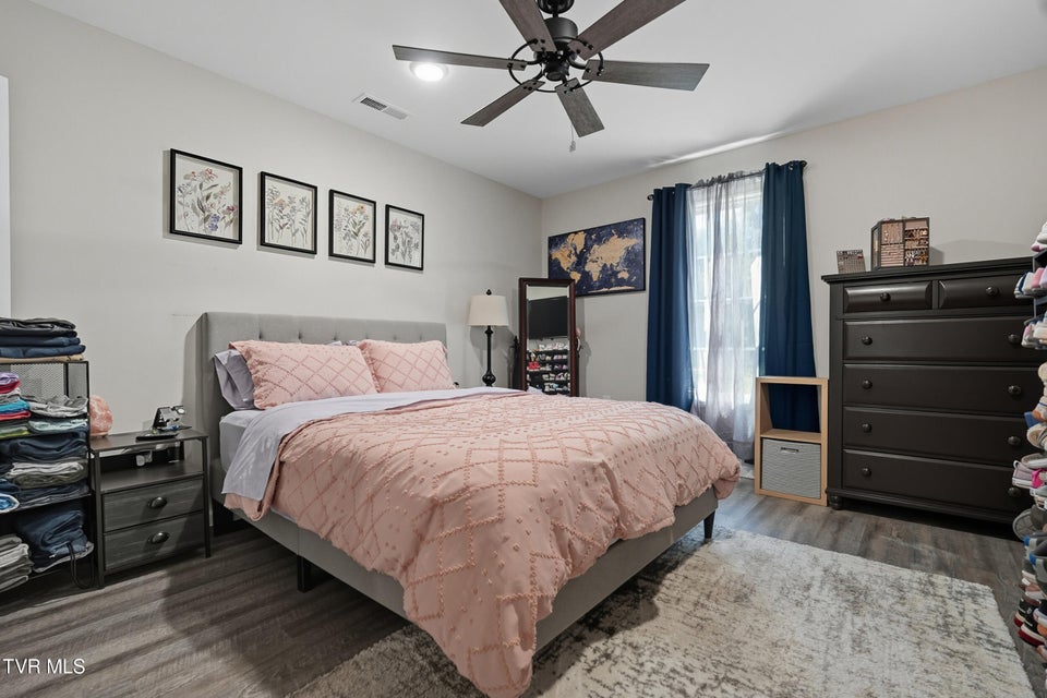 Photo #15: 626 Riverside Avenue