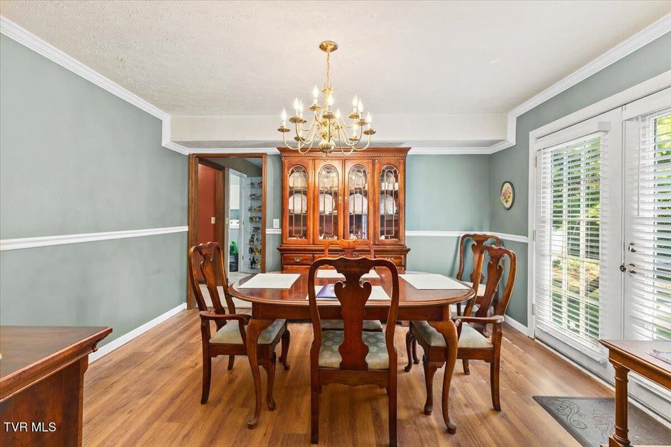 Photo #7: 906 Hanson Drive