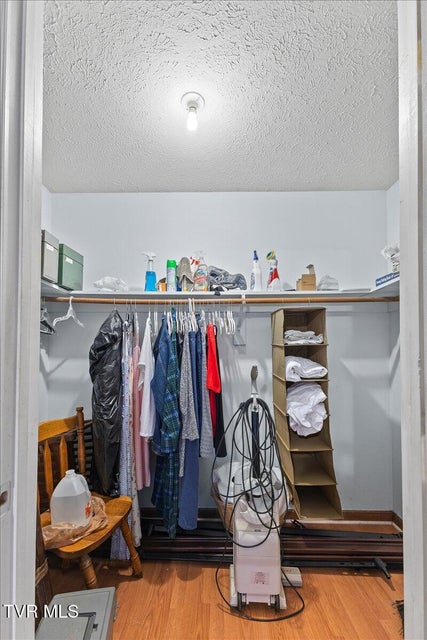 Photo #19: 906 Hanson Drive