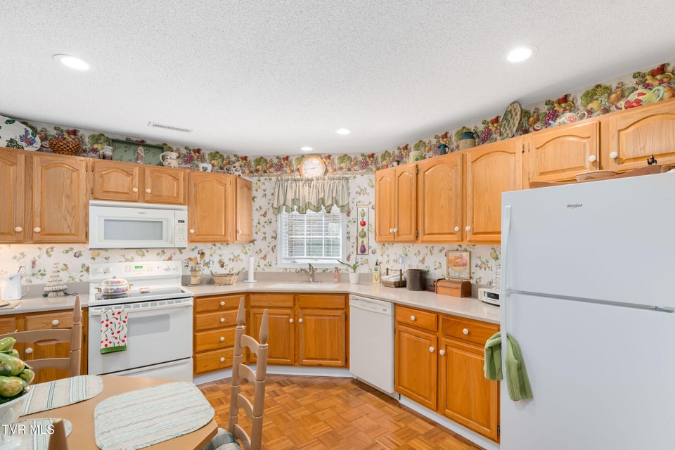 Photo #17: 1032 Estate Drive