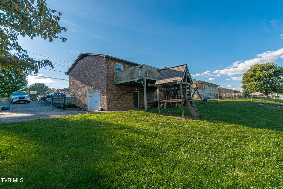 Photo #13: 416 Valley View Circle