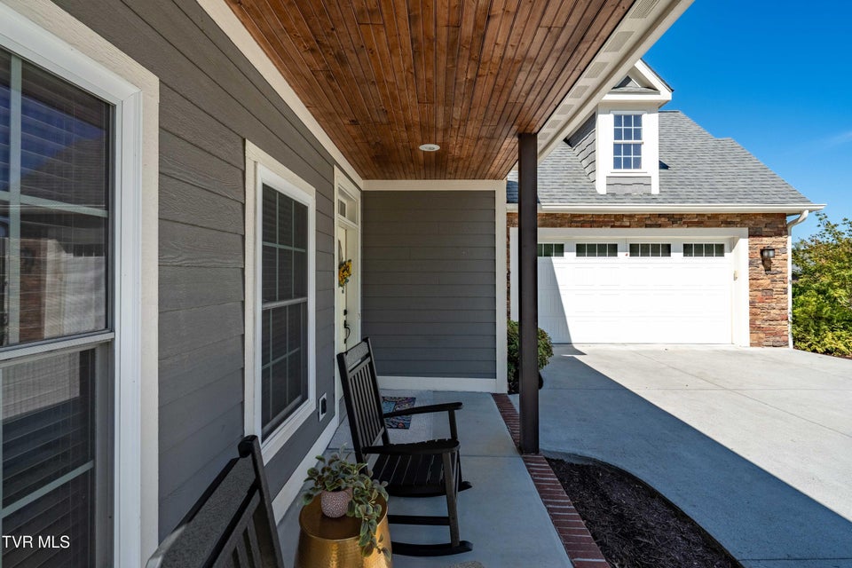 Photo #11: 195 Creek Side Court