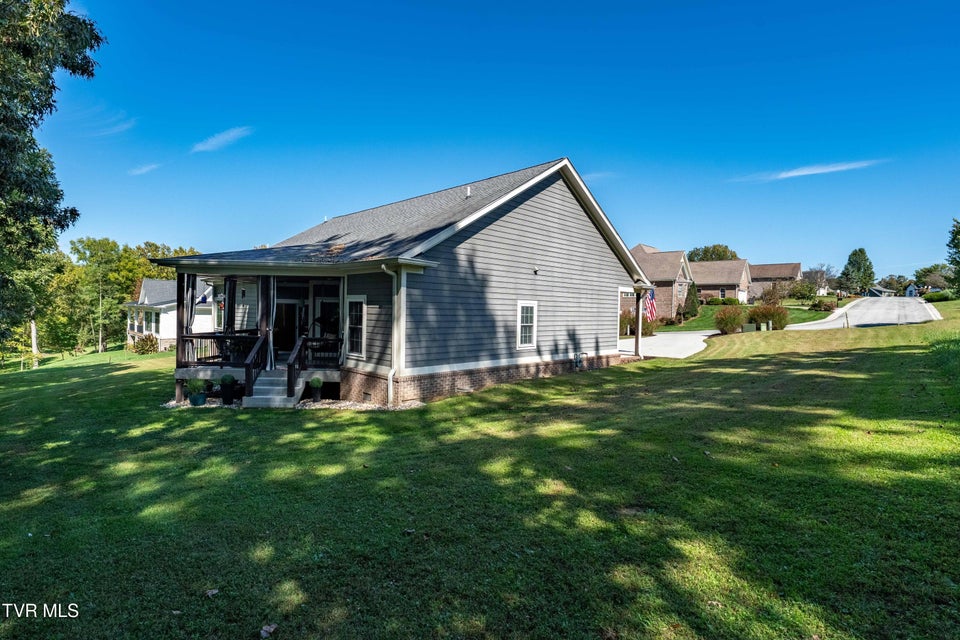 Photo #13: 195 Creek Side Court