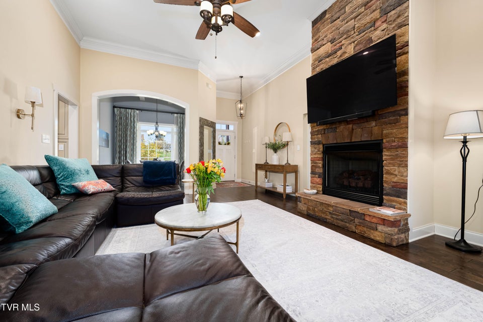 Photo #28: 195 Creek Side Court