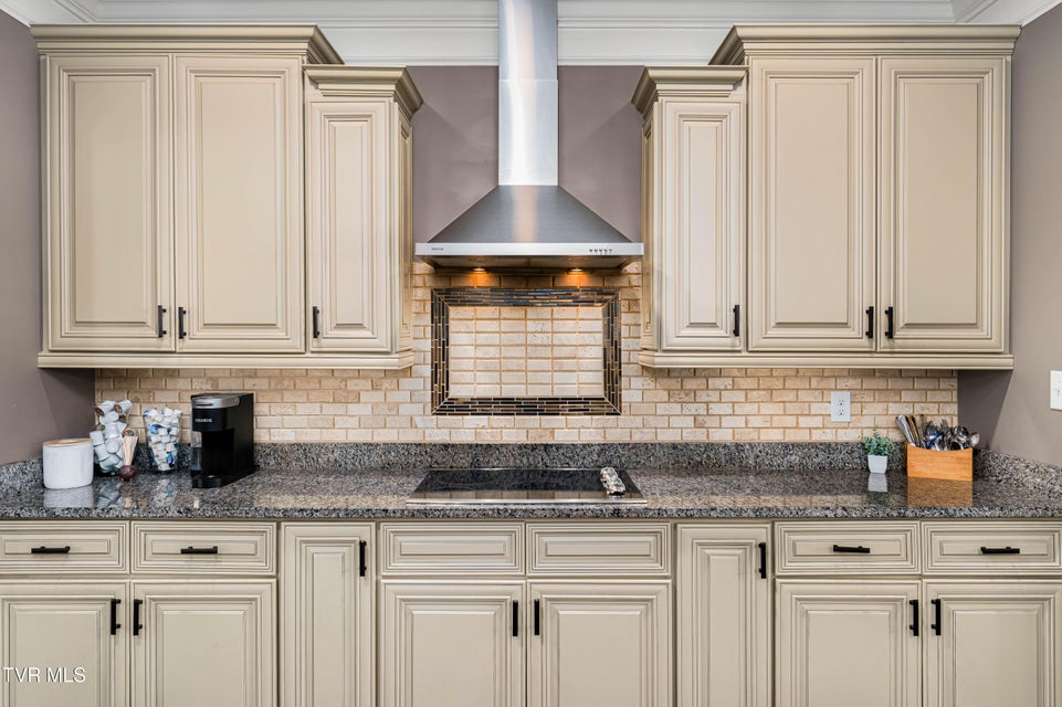 Photo #34: 195 Creek Side Court