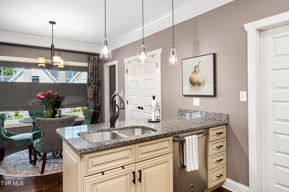 Photo #35: 195 Creek Side Court