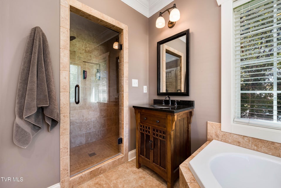 Photo #51: 195 Creek Side Court