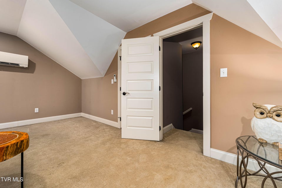 Photo #53: 195 Creek Side Court