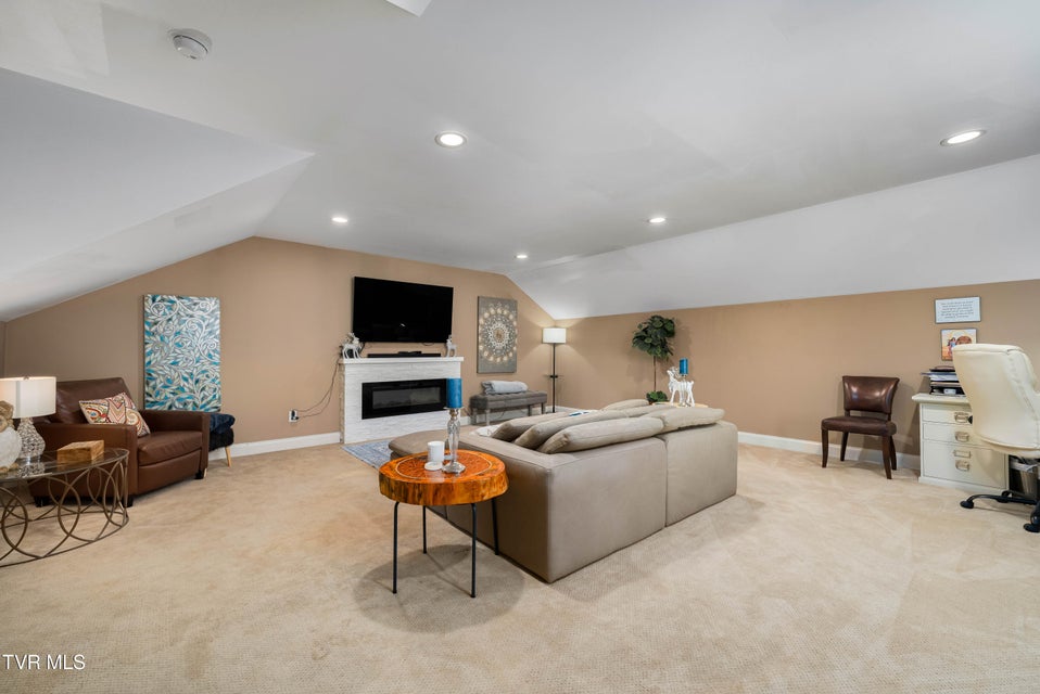 Photo #54: 195 Creek Side Court