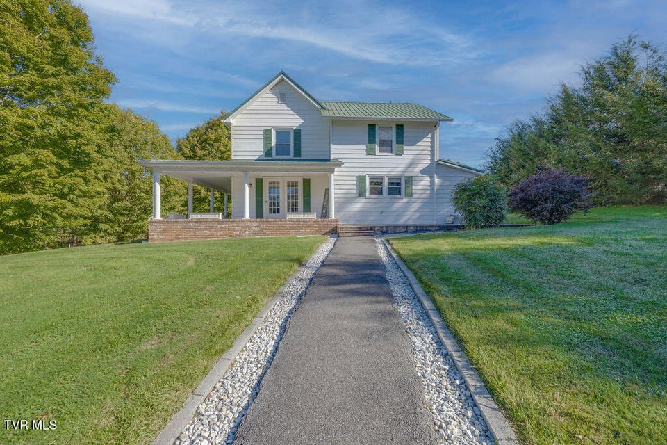 Photo #4: 1439 Riverview Drive
