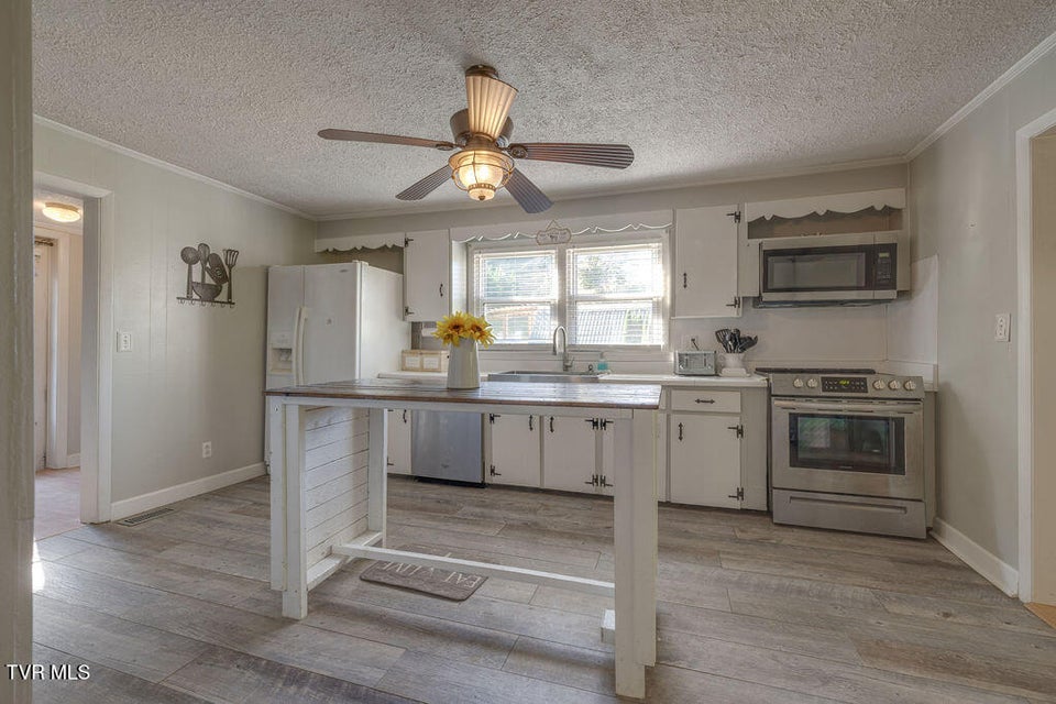 Photo #14: 1439 Riverview Drive