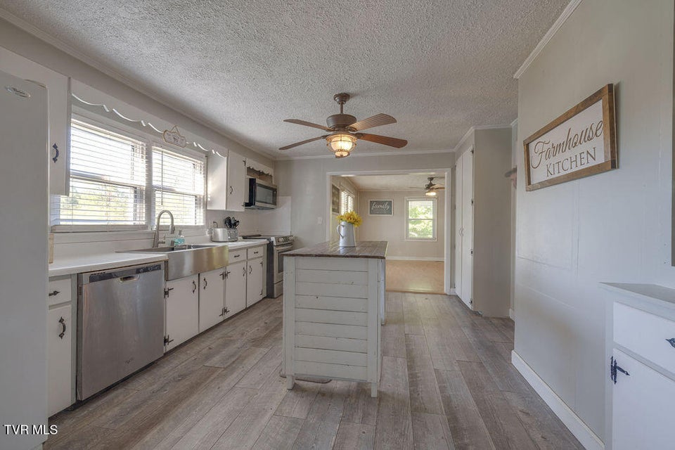 Photo #15: 1439 Riverview Drive