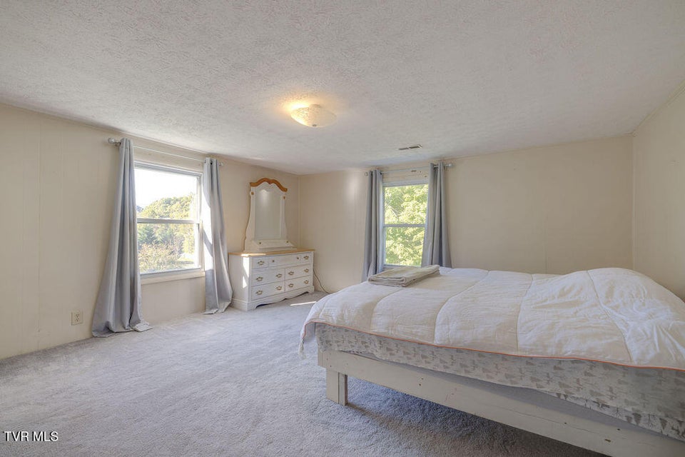 Photo #31: 1439 Riverview Drive