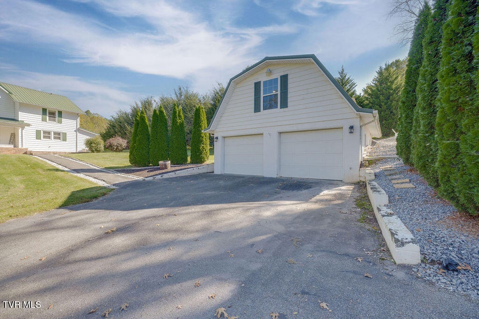 Photo #45: 1439 Riverview Drive