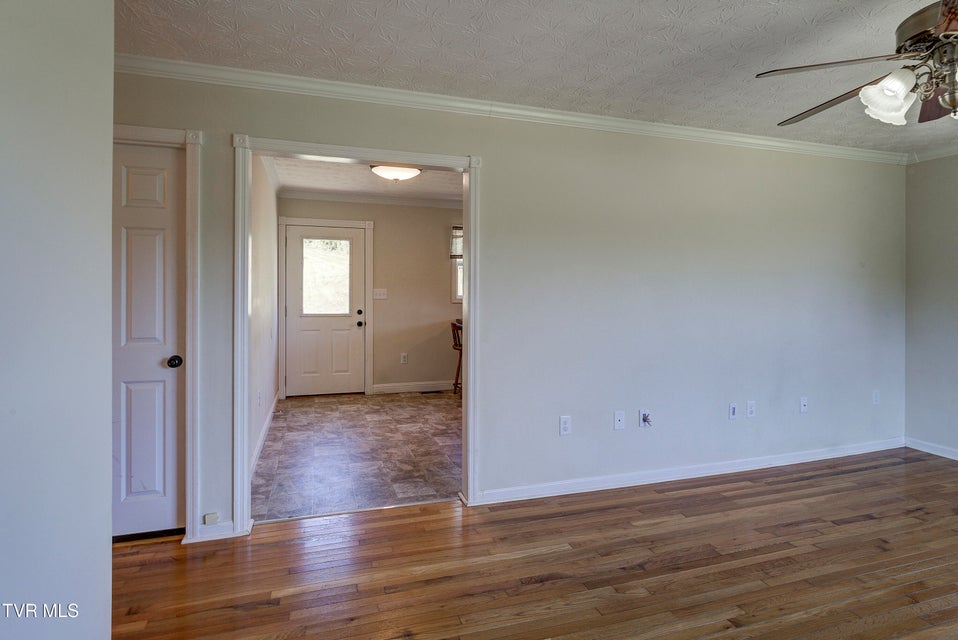 Photo #11: 185 Pates Lane