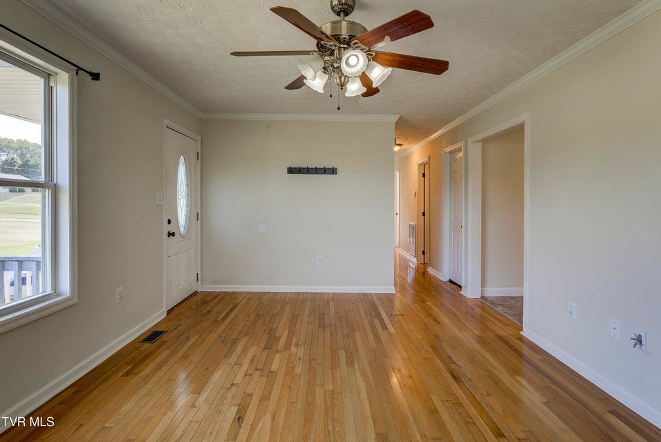 Photo #6: 185 Pates Lane