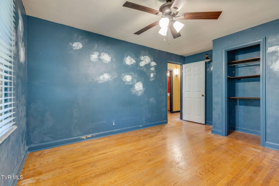Photo #12: 815 Polk Avenue