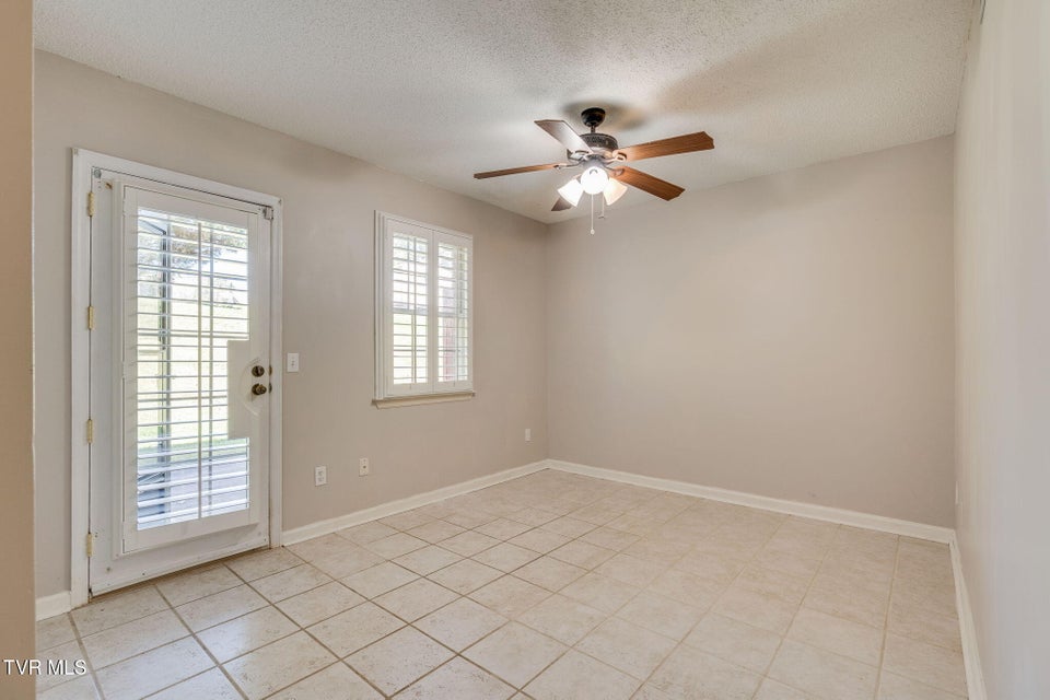 Photo #12: 404 Phoenix Court