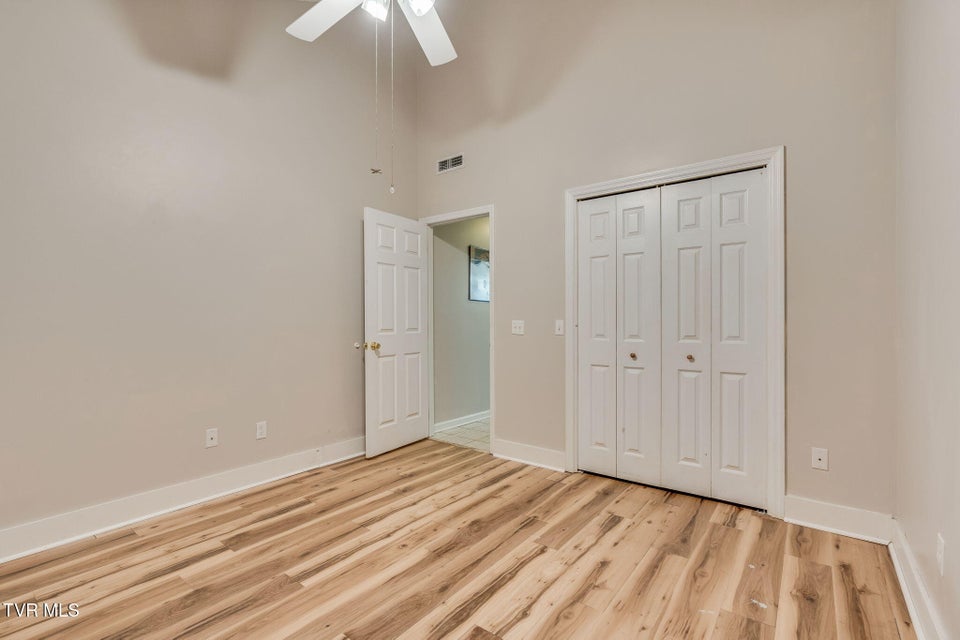 Photo #16: 404 Phoenix Court