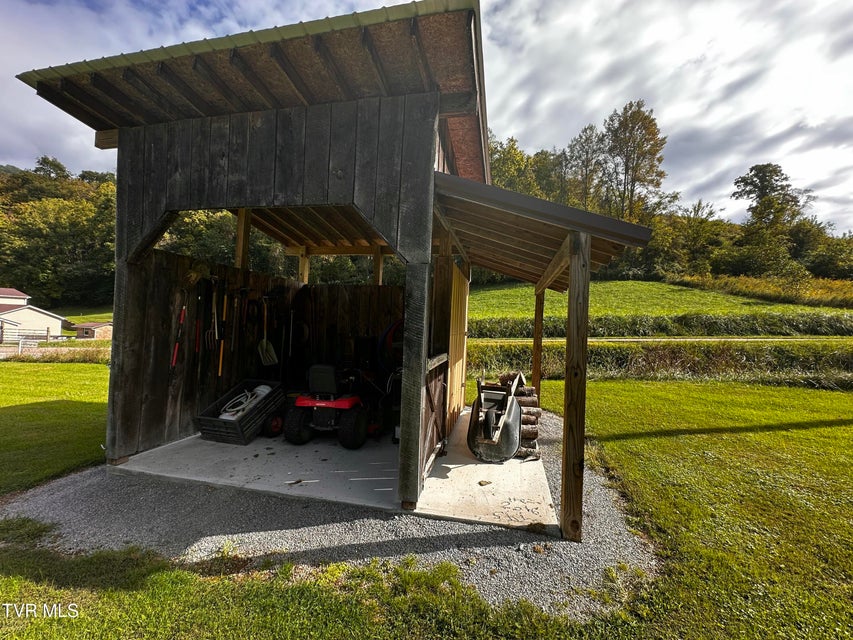 Photo #17: 1505 Williams Hollow Road