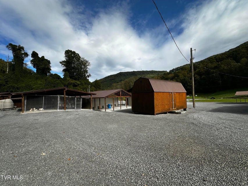 Photo #33: 1505 Williams Hollow Road