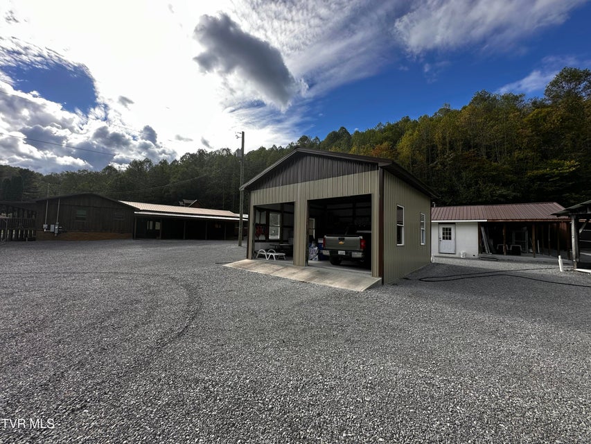 Photo #38: 1505 Williams Hollow Road
