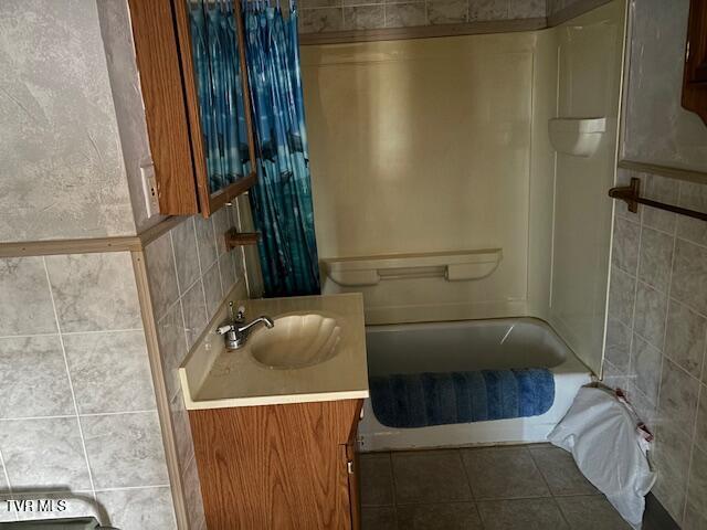 Photo #10: 210 Hemlock Road