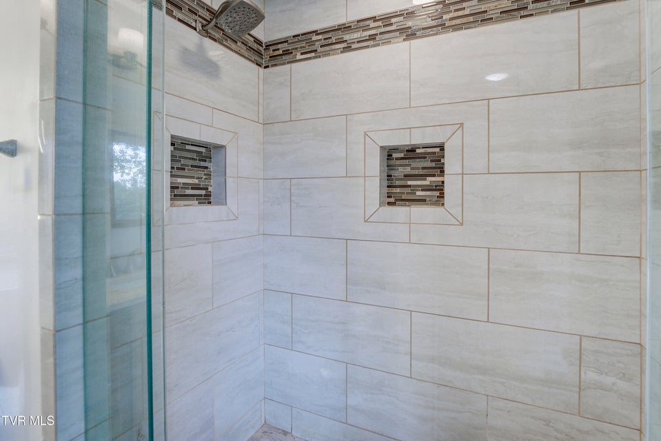 Photo #42: 3326 Bondwood Circle