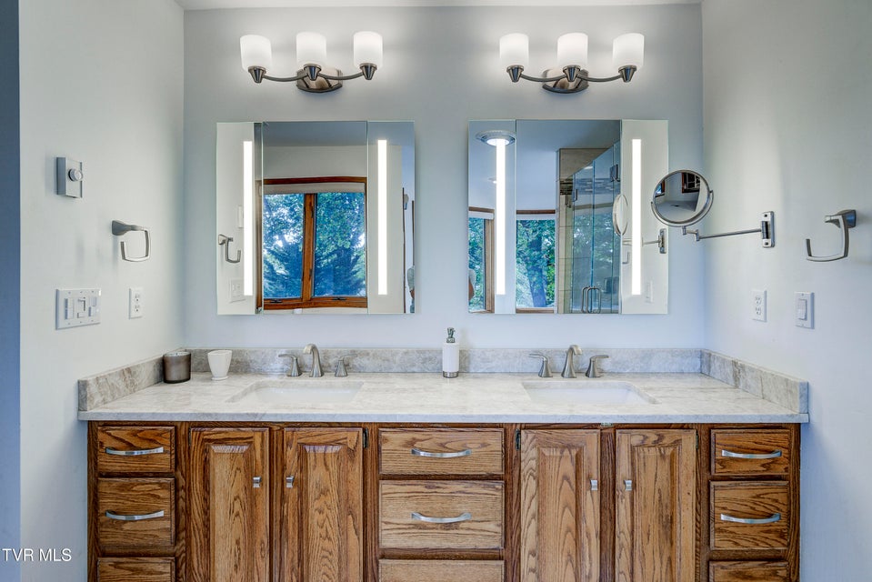 Photo #43: 3326 Bondwood Circle