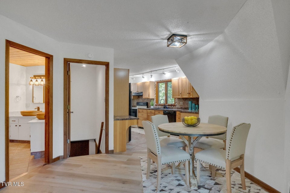 Photo #18: 623 Dover Avenue