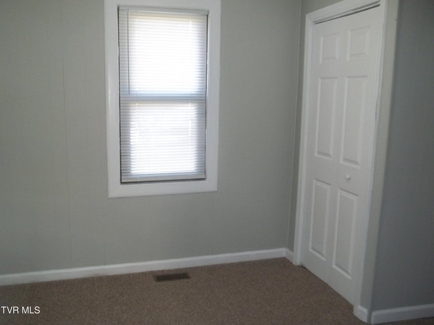 Photo #14: 224 Virgil Avenue