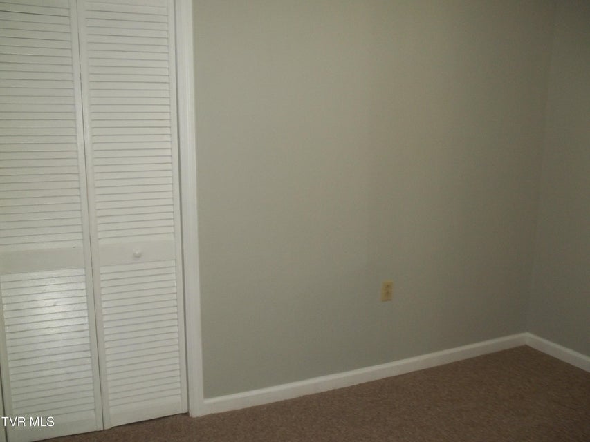 Photo #23: 224 Virgil Avenue