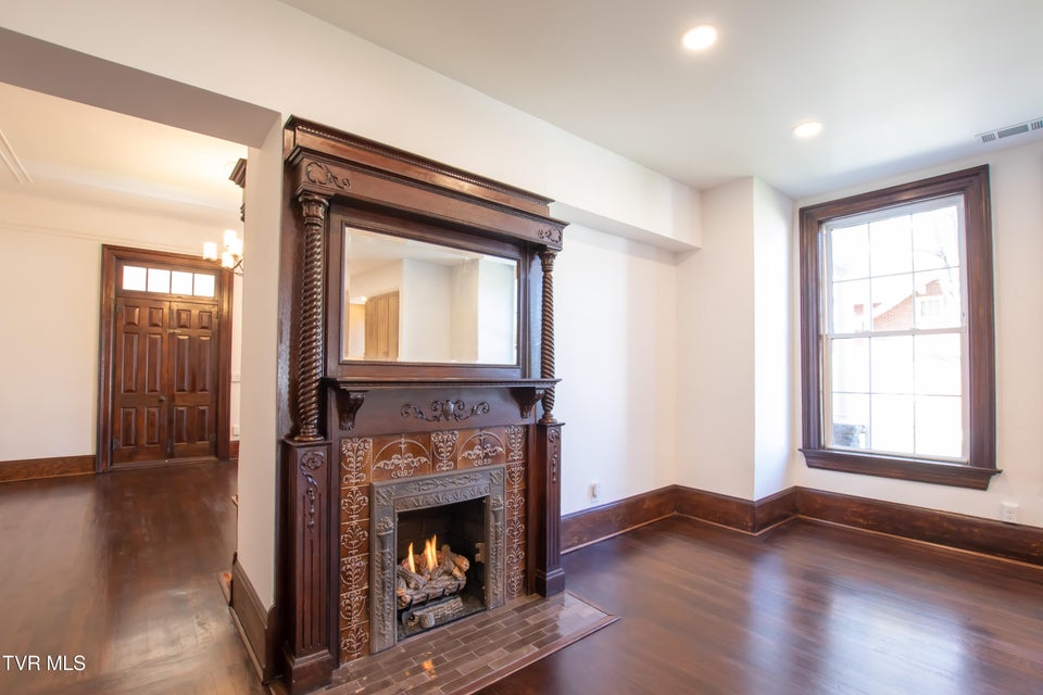 Photo #22: 805 Highland Ave Avenue