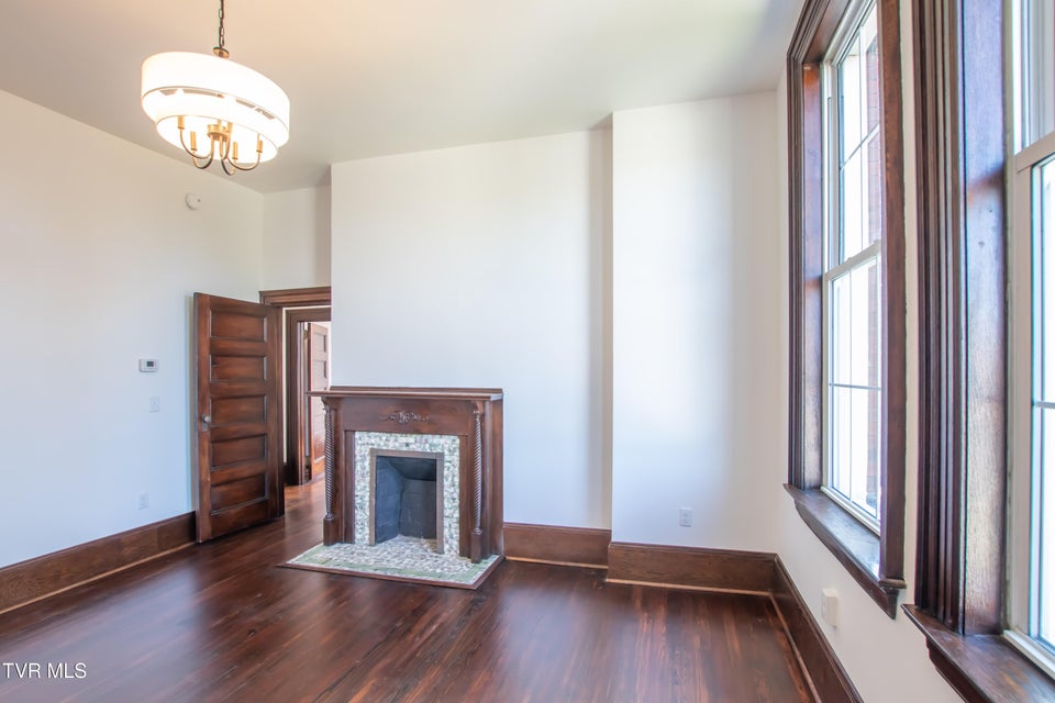 Photo #42: 805 Highland Ave Avenue