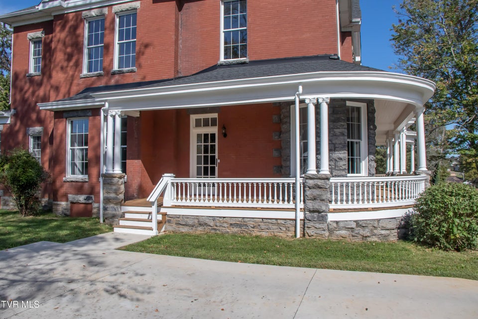 Photo #63: 805 Highland Ave Avenue