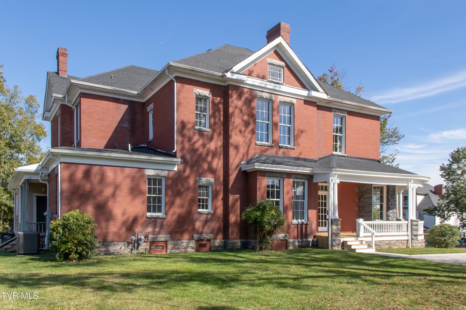 Photo #64: 805 Highland Ave Avenue