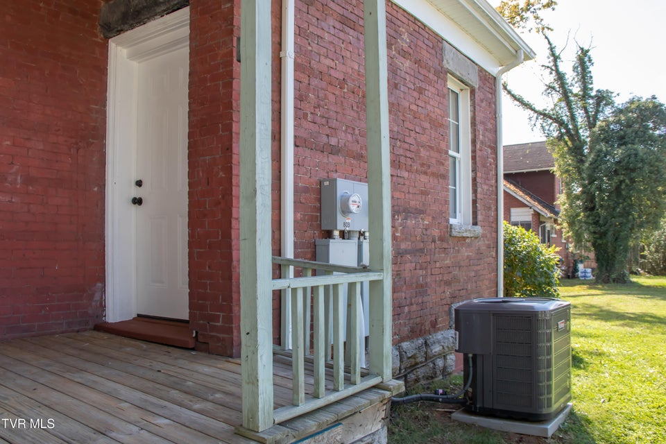 Photo #67: 805 Highland Ave Avenue