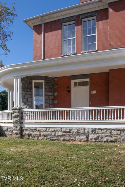 Photo #71: 805 Highland Ave Avenue